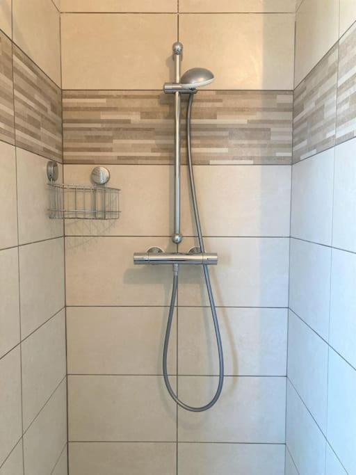 Appartement 87 M2 - 3 Chambres - 6 Personnes - Proche Paris - Parking Gratuit Asnières Buitenkant foto